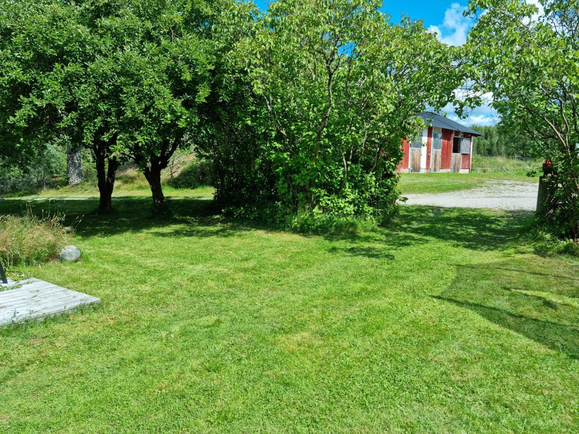 Charmigt Hus Pa Landet Naera Till Bad Strömstad Esterno foto